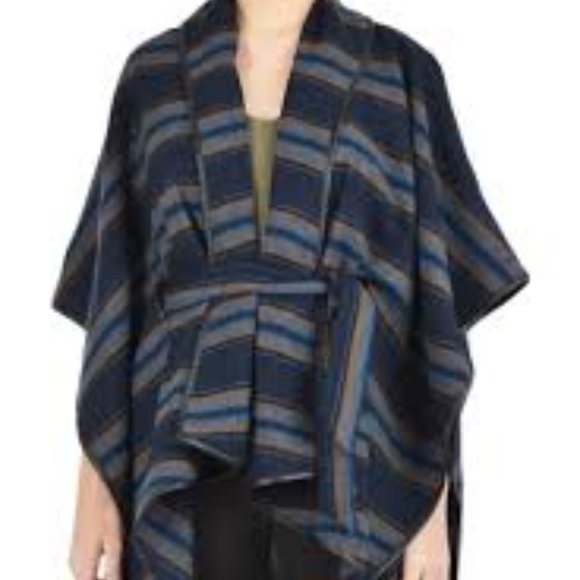 eshakti Sweaters - Faux Leather Trim Wool Blend Poncho